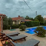 Villa Alemka - Island Of Krk By Guide