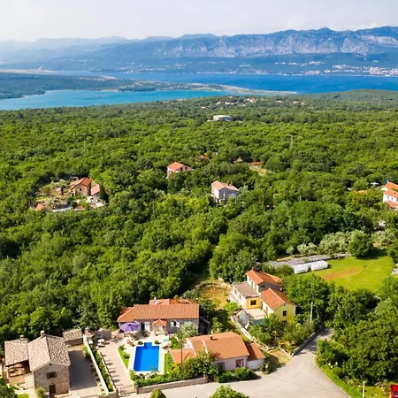 Villa Alemka - Island Of Krk By Guide *