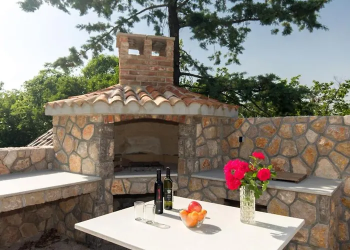 Villa Alemka - Island Of Krk By Guide *